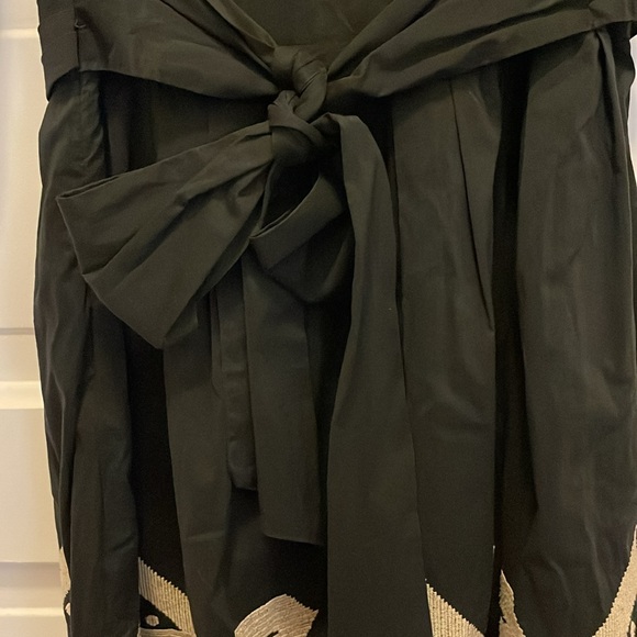 Bizz Dress - Picture 5 of 6